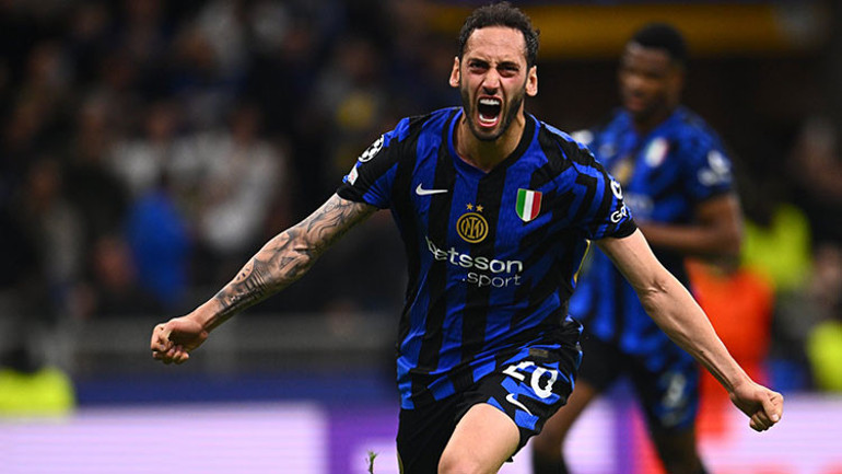 Hakan Çalhanoğlu Milano'da buluşmada