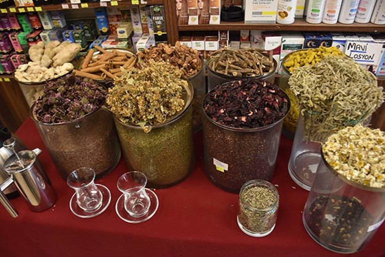 Prof. Dr. Şener Zehir salgılıyor dedi ve uyardı: Bir aydan uzun süre kullanmayın