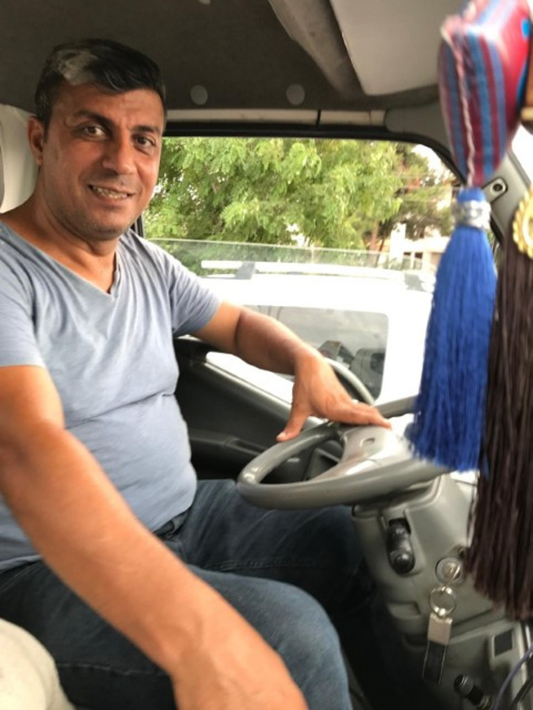 Sosyal medyadaki fotoğraf benzerliği yüzünden hapse girdi iddiası