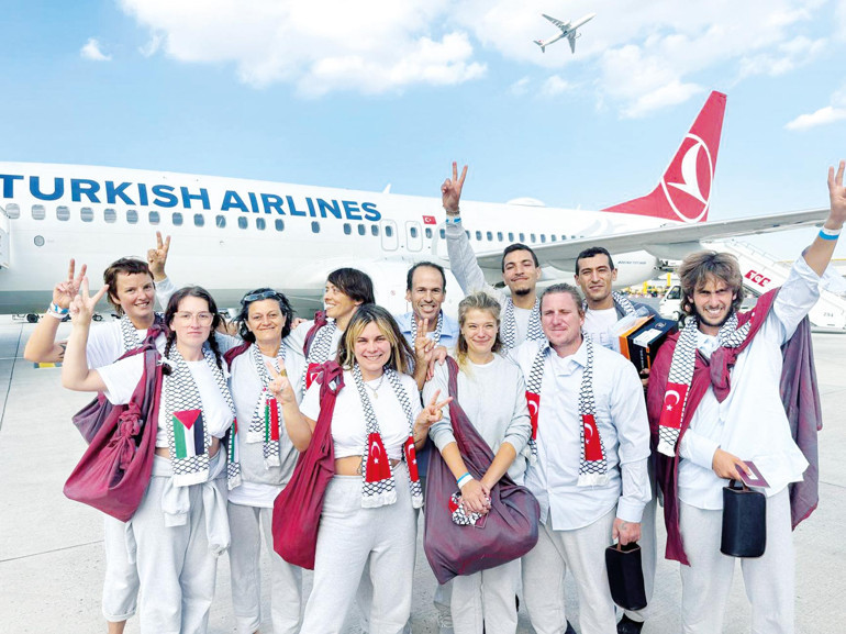 İsrail’in alıkoyduğu özgürlük aktivistleri İstanbul’da