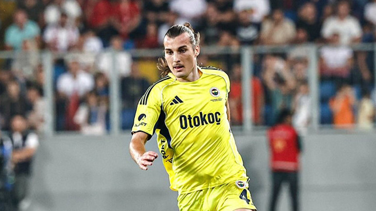 Beşiktaş, Fenerbahçenin bir yıldızını daha istiyor Sergen Yalçın onay verdi, transfer için çalışmalar başladı