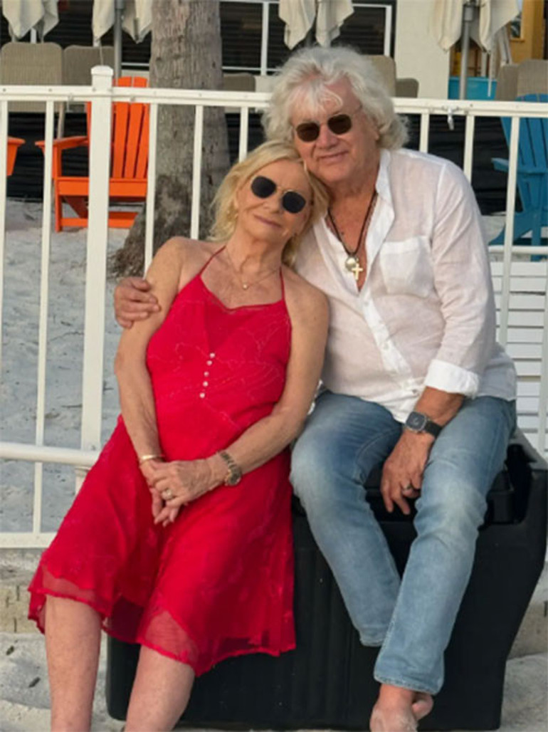 Efsane şarkıcı hayata veda etti... Babamızı aniden kaybettik