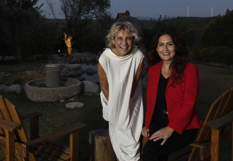 %100&MORE İlham Veren Sohbetler Duygu Alptekin Gürsu: Kurumsaldan koçluğa - Bir dönüşüm hikayesi1