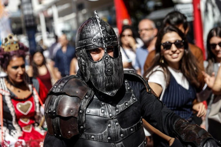 Sokak sanatçıları