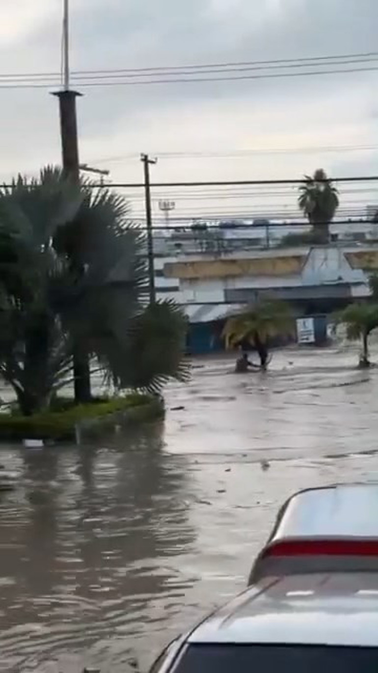 Meksikada şiddetli yağışlar can aldı 42 kişi hayatını kaybetti