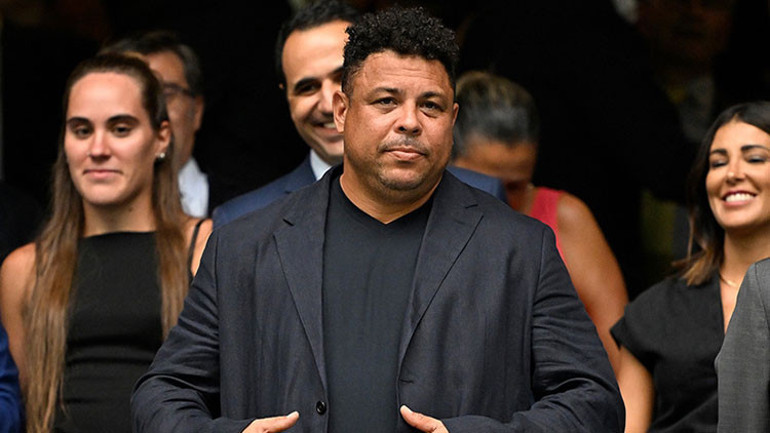 Başkalarının yol bile göremediği yerlerde otobanlar görüyor