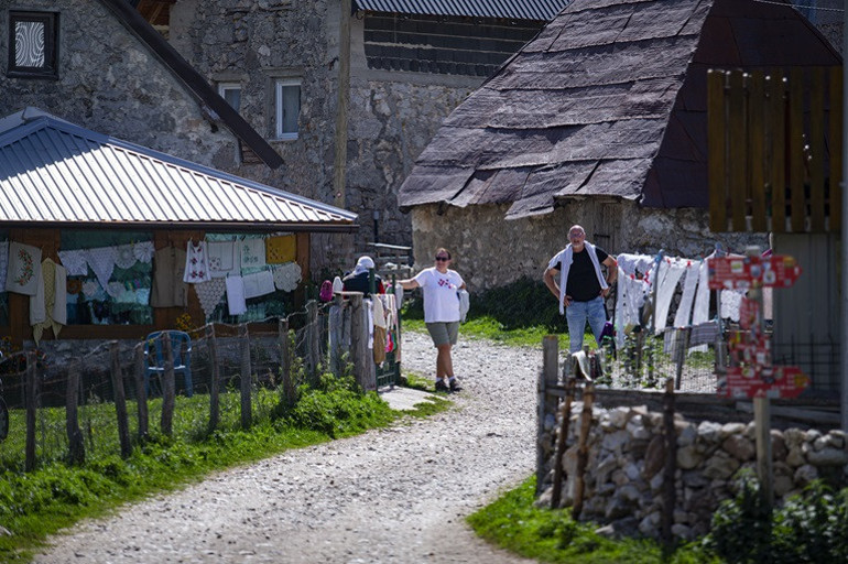 Teknoloji yok, gürültü yok: Dağların arasında bir yaşam
