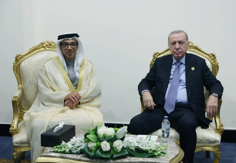 Erdoğan Şarm El-Şeyh Barış Zirvesi'nde diplomatik temaslarda