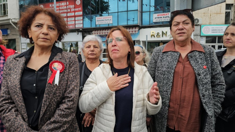 CHPden bu sözlerle istifa ettiler: Bir bayan olarak gerçekten utanıyorum
