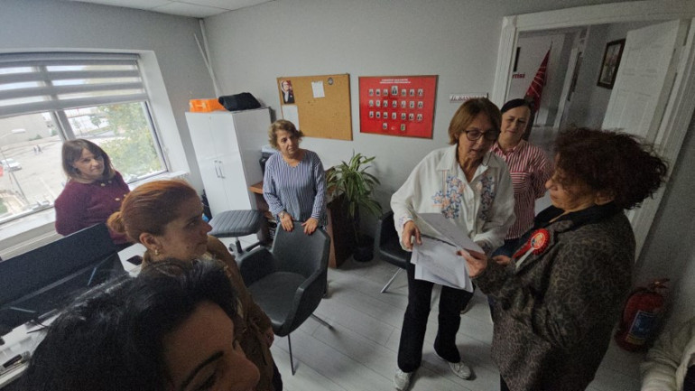 CHPden bu sözlerle istifa ettiler: Bir bayan olarak gerçekten utanıyorum