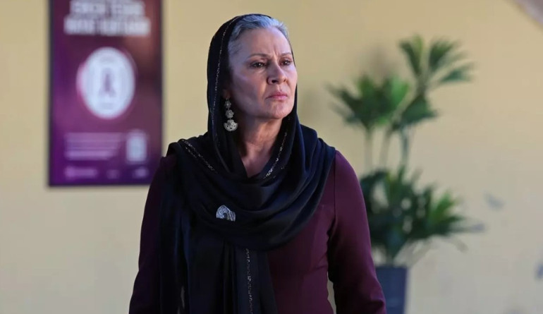 Uzak Şehirin 34. bölümünde neler oldu Nakil için aranan böbrek bulundu... Kim donör olacak