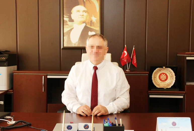 Bu 4 akademisyene ihraç yetmez