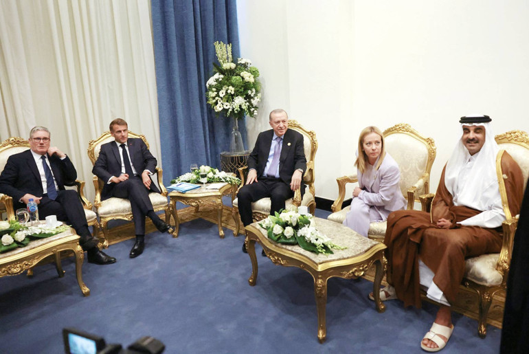 Gazze için tarihi imzalar atıldı