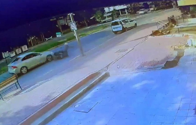 Araçtan motosiklete müdahale anı