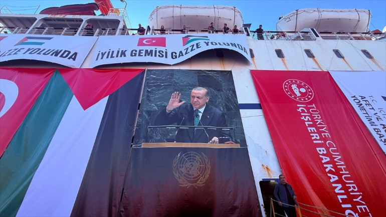 İyilik Gemisi Gazzeye uğurlandı İçişleri Bakanı Yerlikaya: Milyonlar Gazze yalnız değildir dedi