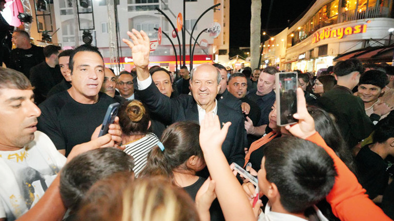 Cumhurbaşkanı Tatar Hürriyet’e konuştu KKTC’de bu hafta sonu tarihi seçim var: Tek yol iki devlet tek garanti Türkiye