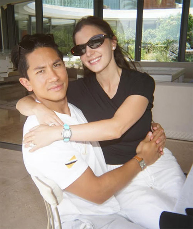 İki çocukluk arkadaşı dualarla evlenmişti... Bütün söylentiler doğru çıktı: Karım hamile, üç kişi oluyoruz