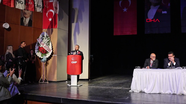 CHP Malatya il kongresinde tartışma anı
