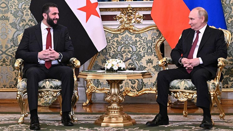 Suriye Cumhurbaşkanı Şara Rusyada... Putinden Esadın iadesini isteyecek iddiası