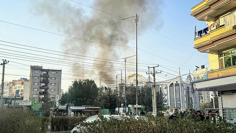 Son dakika... Kabilde peş peşe patlamalar