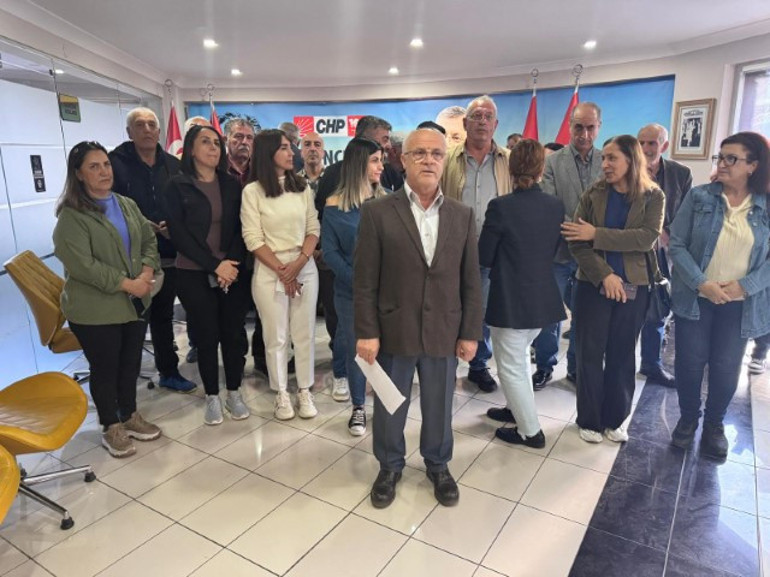 CHP Tunceli il Başkanlığında kriz: Kendilerini binaya kilitlediler