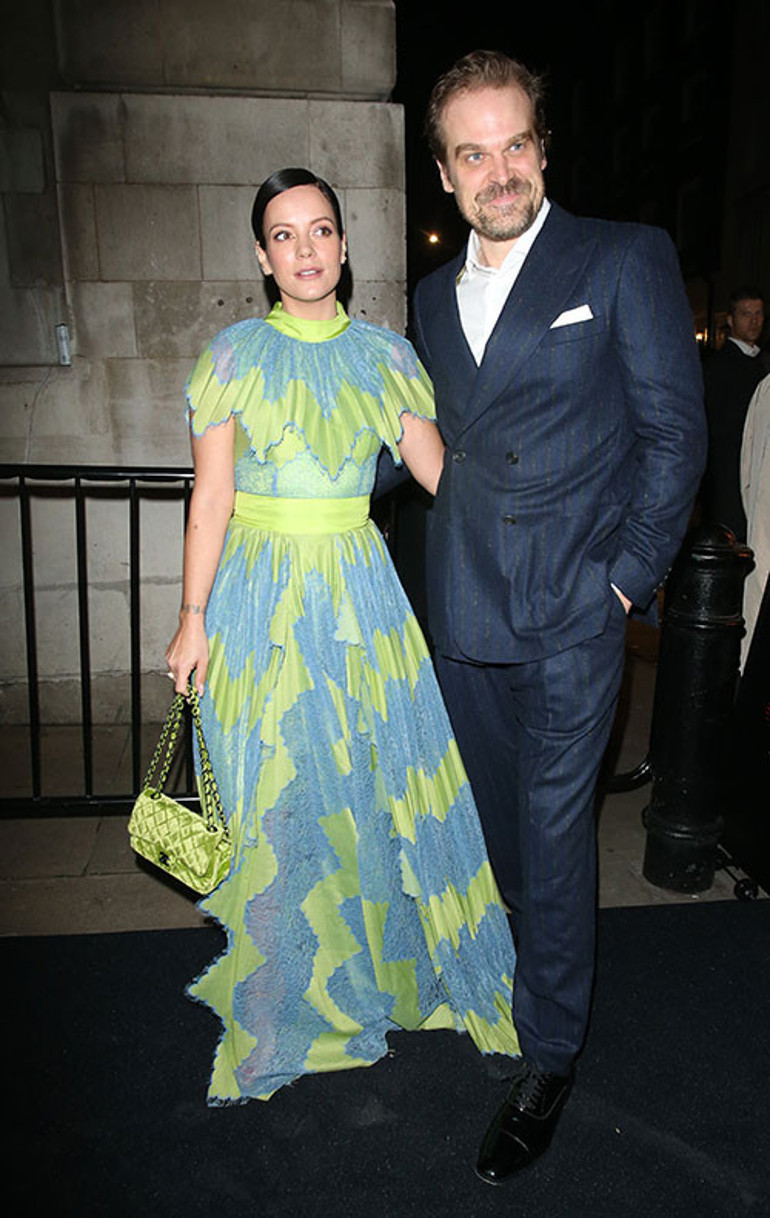 Evde karısı, dışarıda birkaç sevgilisi vardı... Dört yıl süren evliliğinin üç yılında aldatılmıştı... En acı ihanetin intikamını dünyanın gözleri önünde alacak