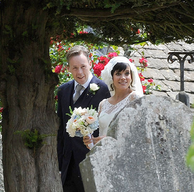 Evde karısı, dışarıda birkaç sevgilisi vardı... Dört yıl süren evliliğinin üç yılında aldatılmıştı... En acı ihanetin intikamını dünyanın gözleri önünde alacak