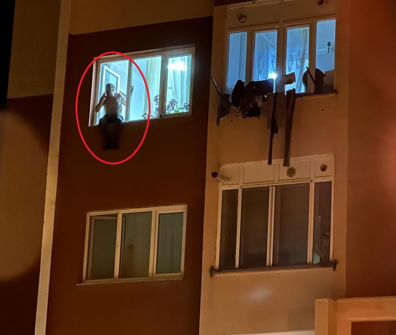 Nevşehirde dehşet anları: Kayınpederini bıçakladı, 4 saatte ikna edilerek gözaltına alındı