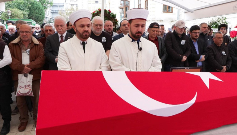 Yabancı Damatın Memik Dedesine rol arkadaşından duygusal veda: Bu hafta ziyaretine gidecektim, olmadı