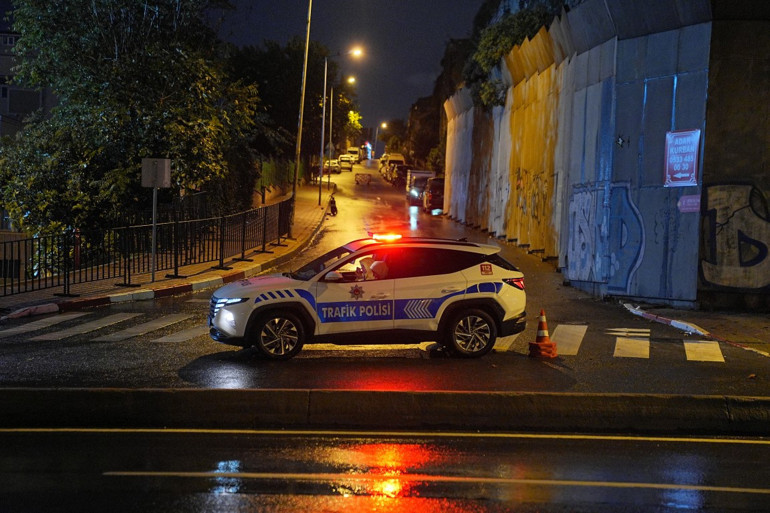 İstanbul'da 29 Ekim Cumhuriyet Bayramı provası önlemleri kapsamında kapatılan yollar