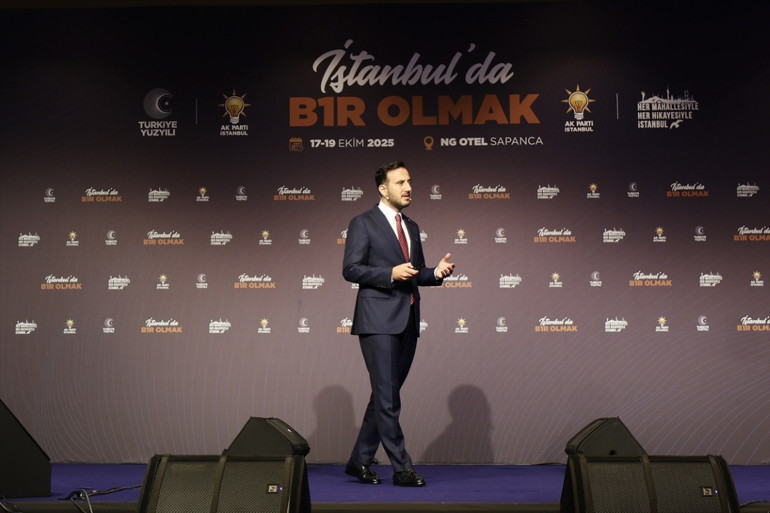 Cumhurbaşkanı Erdoğan, AK Parti kampına telefonla bağlandı