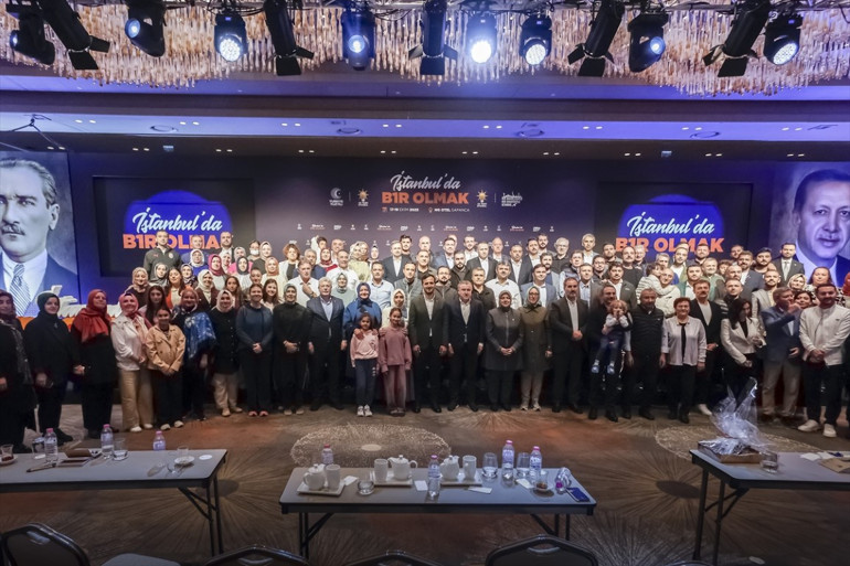 Cumhurbaşkanı Erdoğan, AK Parti kampına telefonla bağlandı