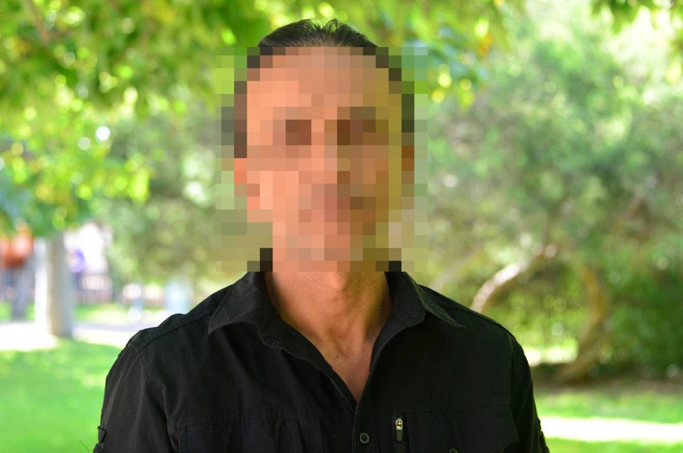 Komşusu haber verince DNA testi yaptırdı, 2 çocuğunun babası kuzeni çıktı | Yıllarca kendi evimde dostane hayat yaşamışlar