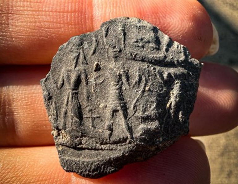 Aççana Höyük kazı alanı ve arkeolojik çalışmalar