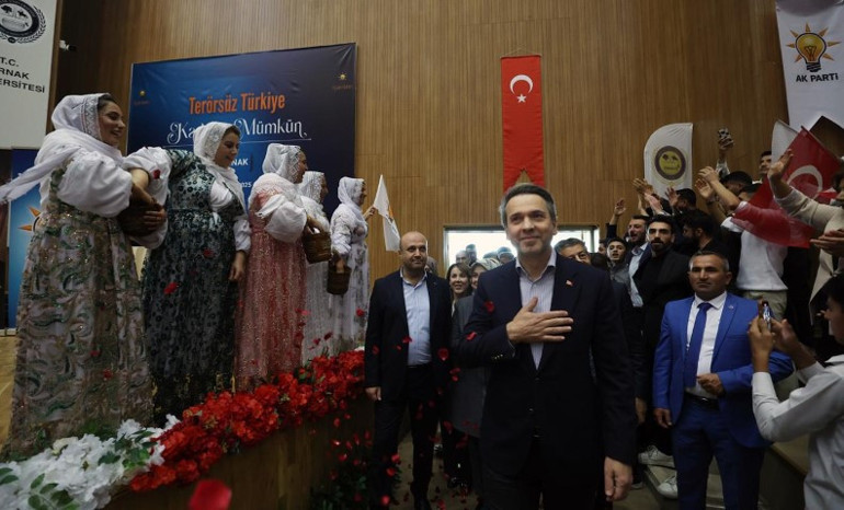 Bakan Bayraktardan CHPnin nadir element iddialarına tepki