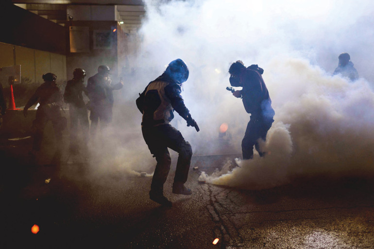 ABD’de ‘Krallara Hayır’ protestosu... Trump karşıtları sokağa döküldü