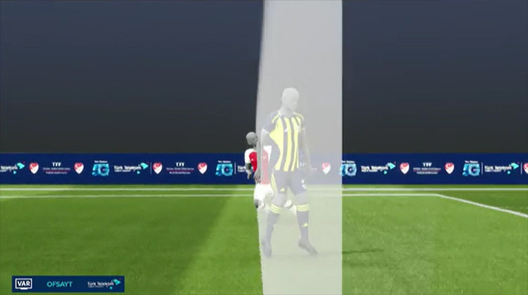 Fırat Aydınus revisou as decisões do árbitro na partida Fenerbahçe - Fatih Karagümrük: Pênalti e cartão vermelho foram corretos, o gol foi legal