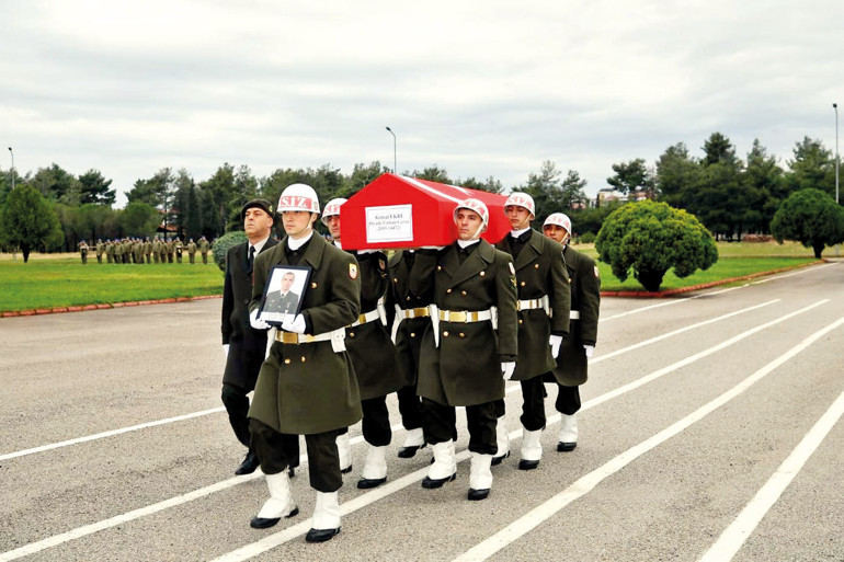 Ekri ve Çalık’a son veda