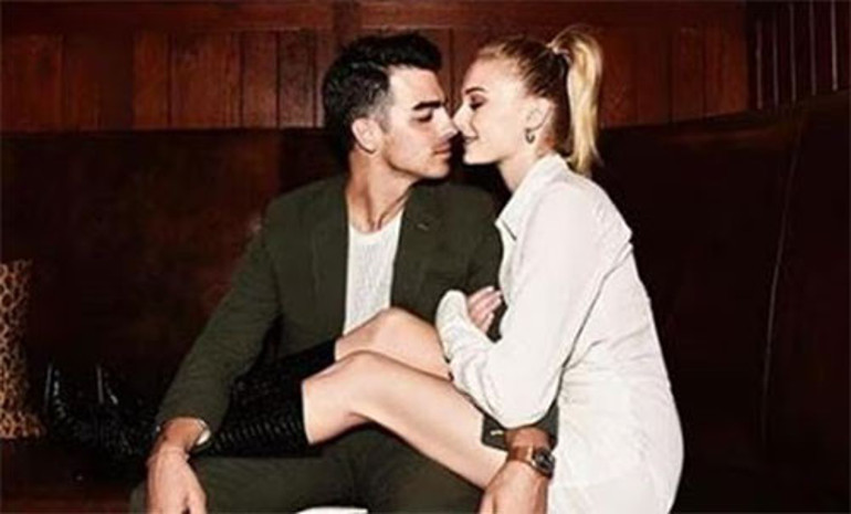 Boşandığı karısı sevgilisinin kollarında... O bir başına kaldı... Yeniden birini sevmek kolay mı