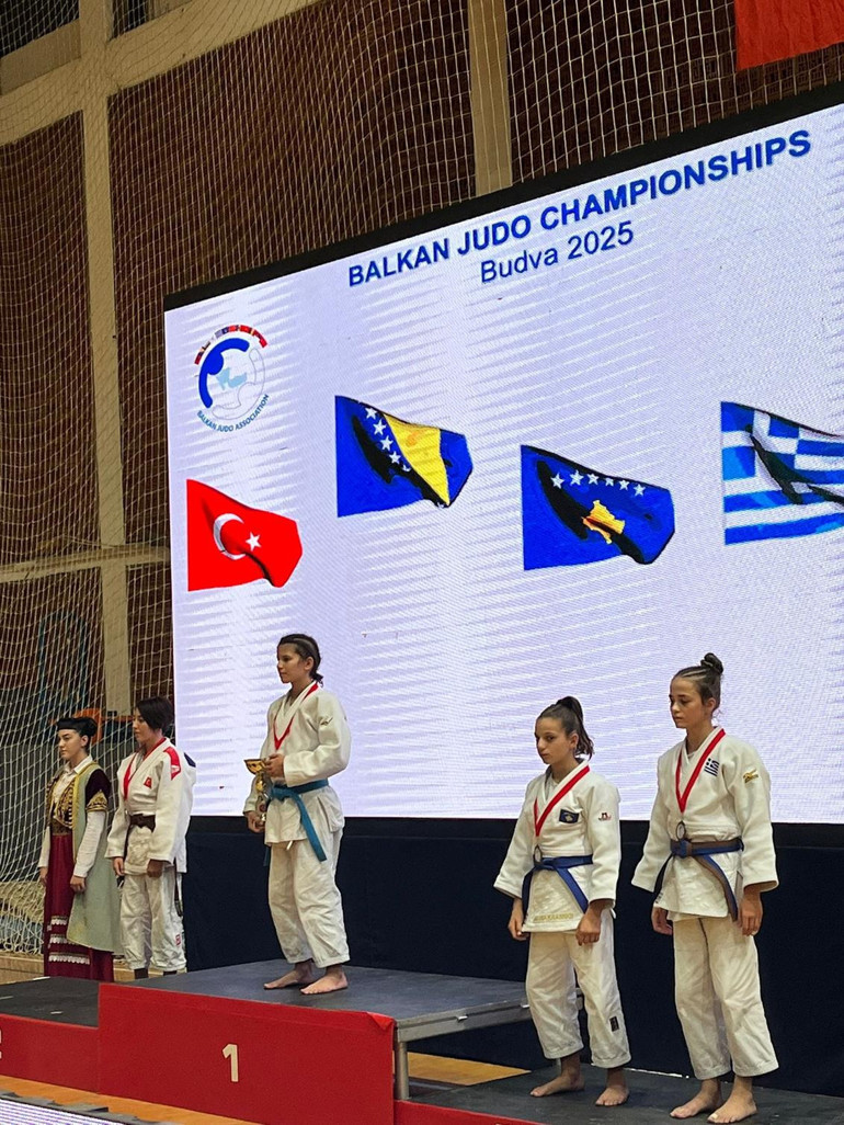 Çubuk’un altın kızları