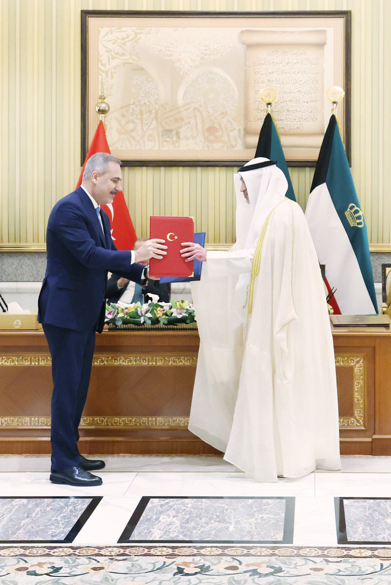 Erdoğan’dan Kuveyt’te Gazze mesajı: Ateşkesin muhafazası kritik önemde