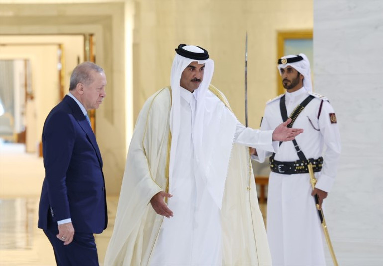 Cumhurbaşkanı Erdoğan, Katar Emiri Al Sani ile bir araya geldi