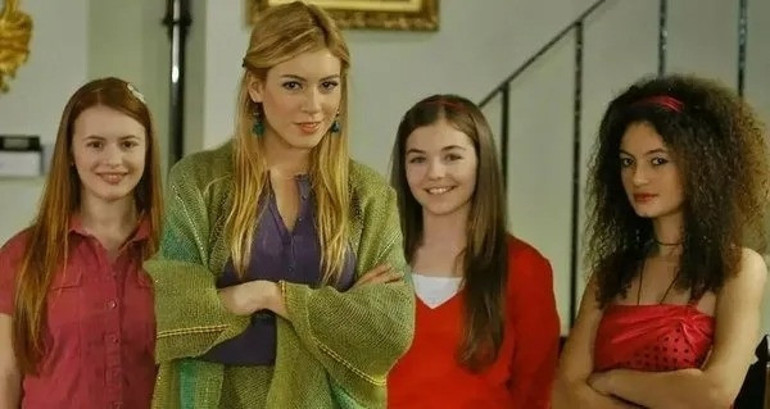 Selenanın Kıvılcımı kendi mekanını açtı... Şimdi garsonluk yapıyor