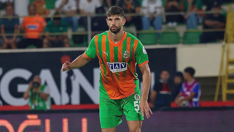 Ümit Akdağdan Lucescu açıklaması Sürekli temas halindeyiz