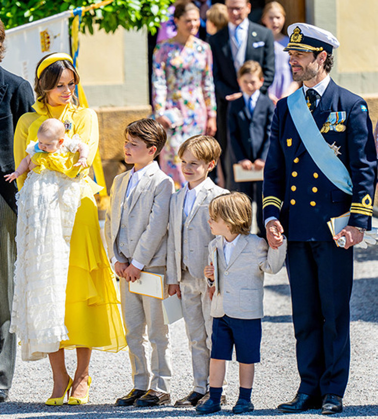 Üç erkek evlattan sonra doğmuştu... Mutlu çift kızlarının yüzünü gösterdi: Hangimize daha çok benzediğini siz bulun