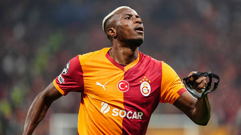 Osimhen gol sevinci