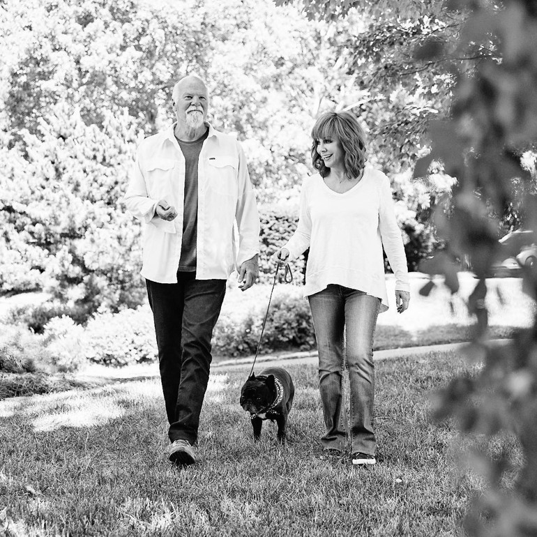 Aşkı buldu, 70 yaşında nişanlandı ‘Beni kimseler böyle sevmemişti’