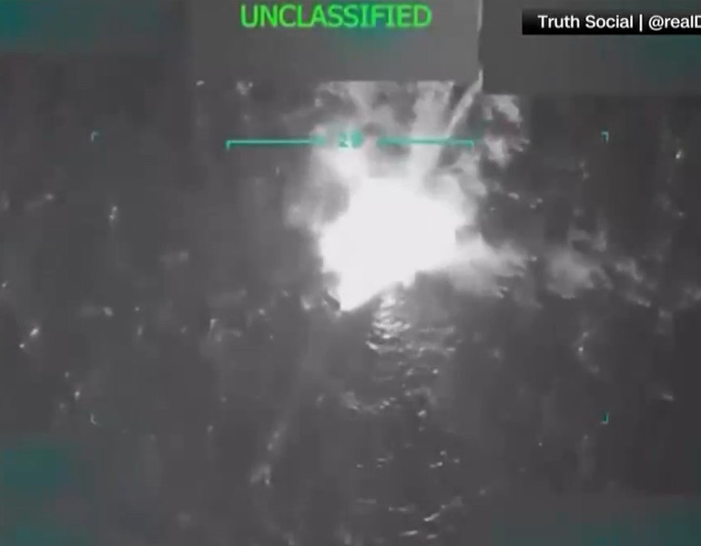US strikes Venezuelan boats… Trump: We will enter Venezuela by land