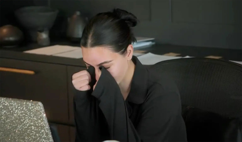 Acı gerçeği öğrenince gözyaşlarına boğuldu… Eski kocasının ona yaşattıkları yüzünden sağlığını kaybetti