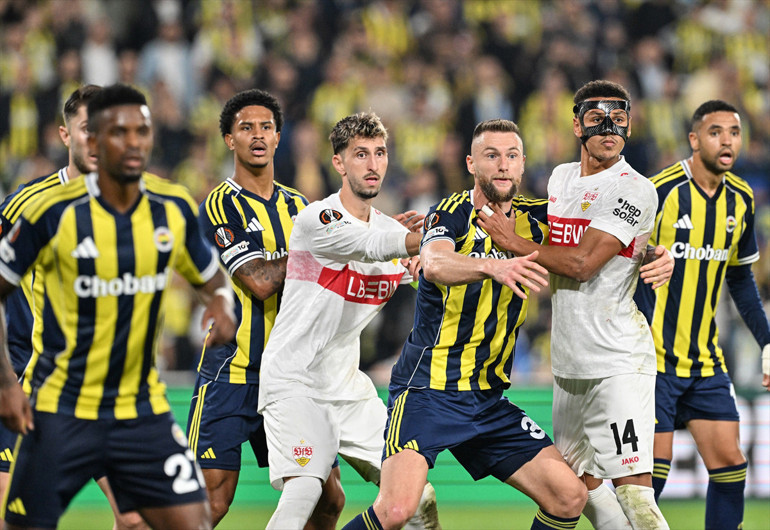 Fenerbahçenin Stuttgart galibiyeti sonrası dikkat çeken sözler Avrupada farklı oynuyor 13 yıl sonra bir ilk